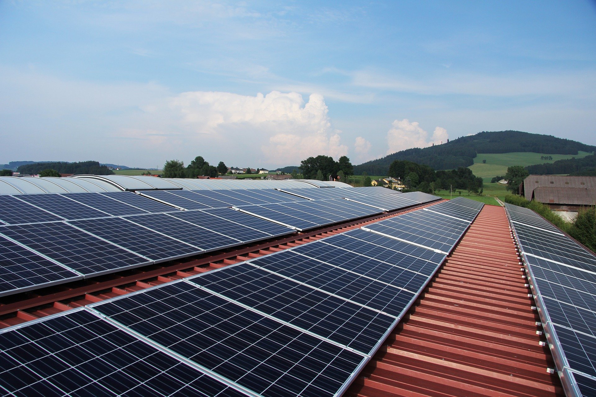 4 Things To Consider When Buying Commercial Solar Panels
